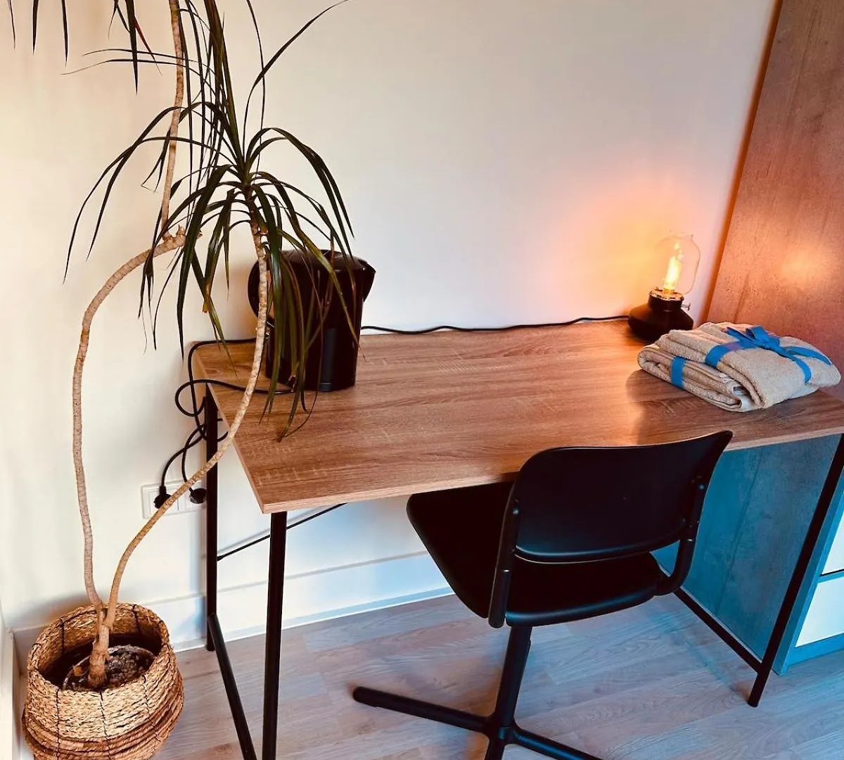 Apartament Entire House Next To Metro Station Rotterdam Holandia