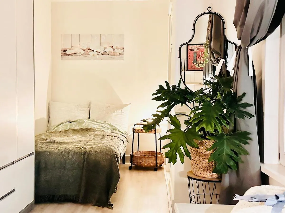 Apartament Entire House Next To Metro Station Rotterdam