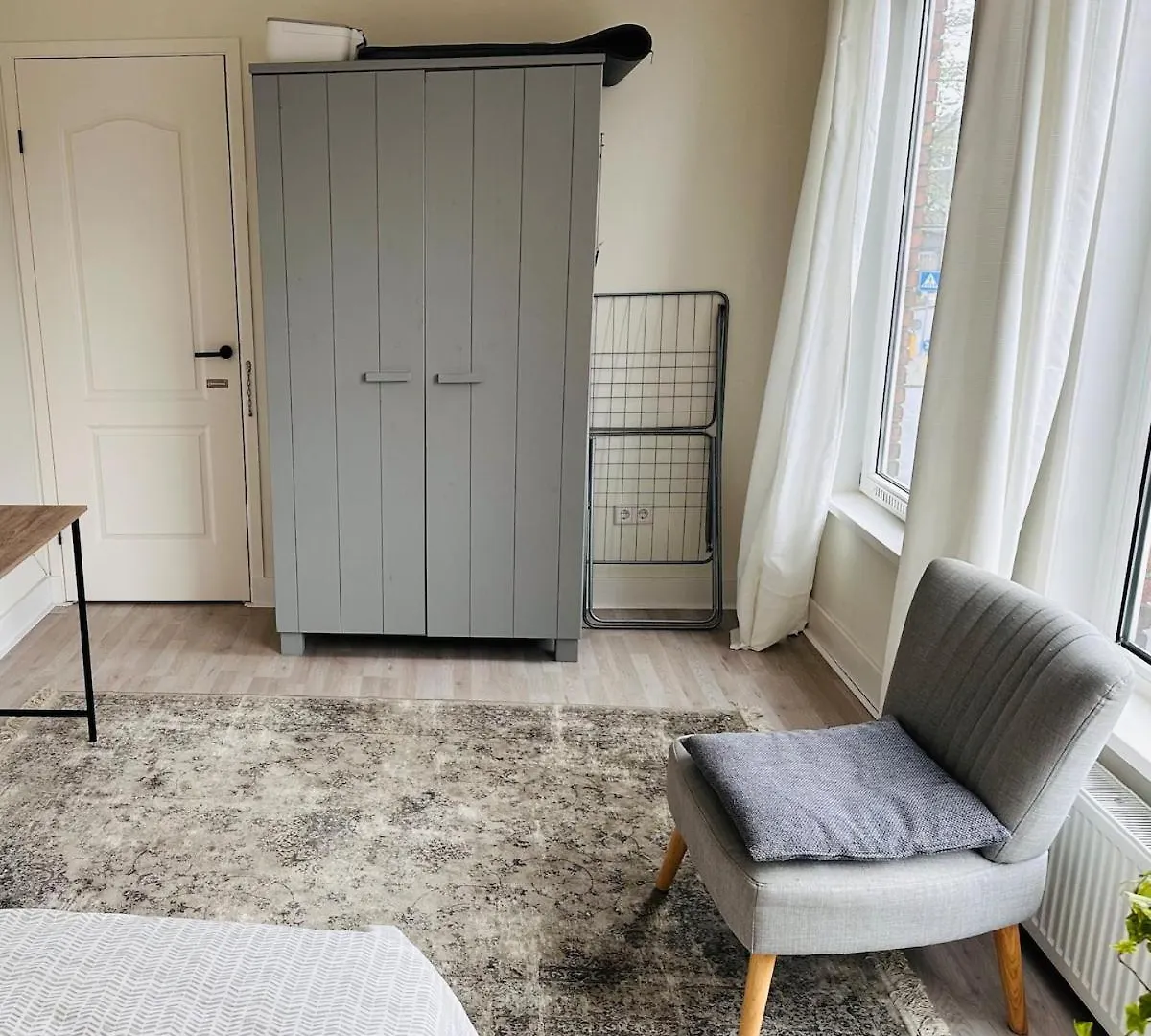 Apartament Entire House Next To Metro Station Rotterdam
